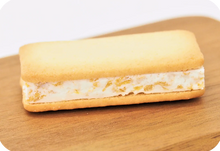 將圖片載入圖庫檢視器 ☆現貨(24小時內出貨). 沖繩限定 宮古島の雪鹽  雪鹽白巧克力夾心餅乾 盒裝