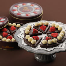 將圖片載入圖庫檢視器 【12/2-12/9預購期間/預計12月20號左右抵達台灣】. 東京伴手禮 Sable michelle 草莓蛋糕 造型餅乾 鐵盒