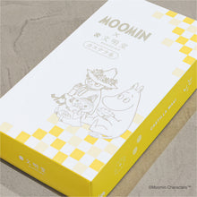 將圖片載入圖庫檢視器 【預購產品/預計4月10號左右抵達台灣】  長崎縣必買的伴手禮 1900年創業 文明堂xMOOMIN嚕嚕米合作產品  春天限定販售 蜂蜜&amp;草莓 蛋糕燒卷10入 (附 禮袋)
