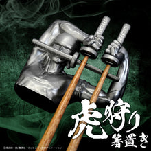 將圖片載入圖庫檢視器 【預購產品/下單2~3個月後抵達台灣】日本廣島縣IRON FACTORY  日本製 海賊王 羅羅亞·索隆 筷架
